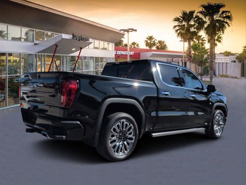 Used 2025 GMC Sierra 1500 Denali Ultimate image 3