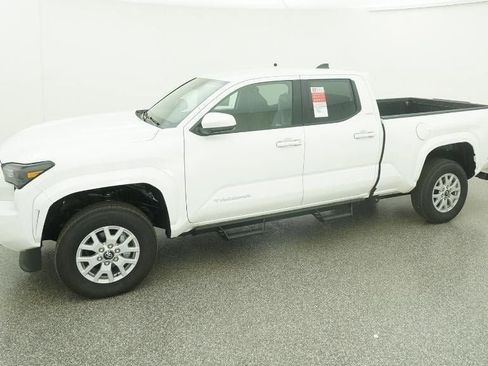 New 2026 Toyota Tacoma SR5 image 2