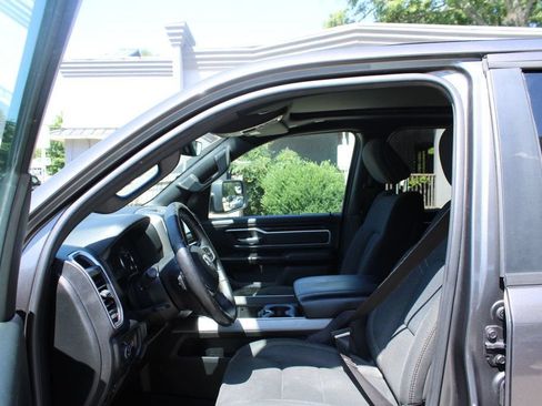 Used 2020 RAM 1500 Big Horn AWD/4WD image 13
