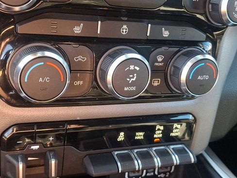 Used 2022 RAM 1500 Big Horn image 31