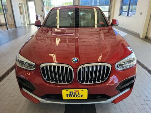 Used 2021 BMW X4 xDrive30i w/ Executive Package AWD/4WD image 2