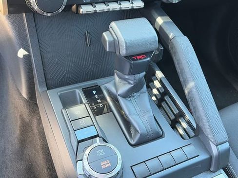 Used 2025 Toyota Tacoma TRD Sport image 23