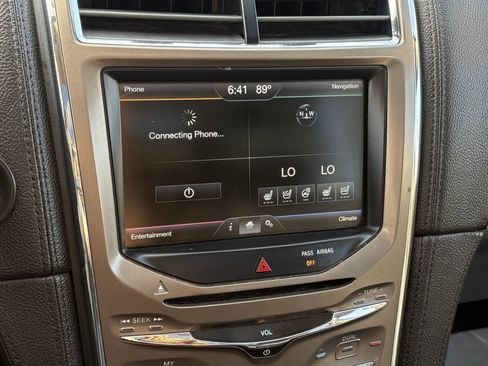 Used 2014 Lincoln MKX AWD w/ Equipment Group 102A image 29