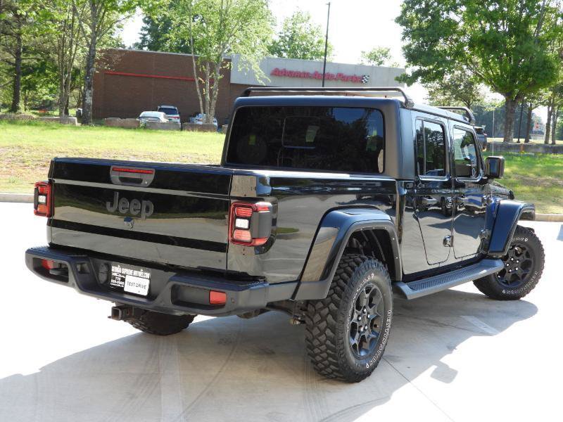 Used 2023 Jeep Gladiator Willys AWD/4WD image 6
