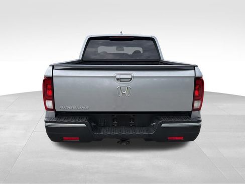 Used 2017 Honda Ridgeline RTL-T image 5