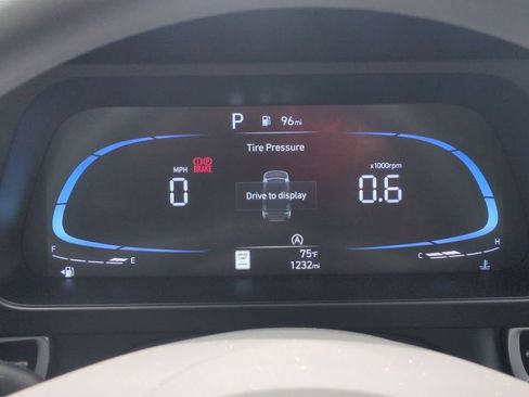 Certified 2025 Hyundai Elantra SE FWD image 16