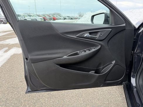 Used 2023 Chevrolet Malibu LT image 18