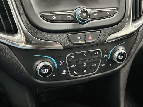 Certified 2024 Chevrolet Equinox LT w/ LPO, Floor Liner Package AWD/4WD image 18