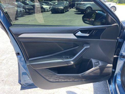 Used 2019 Volkswagen Jetta S FWD image 21