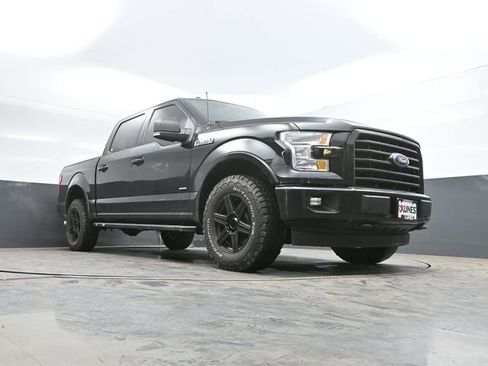 Used 2017 Ford F150 XLT w/ Equipment Group 302A Luxury image 43