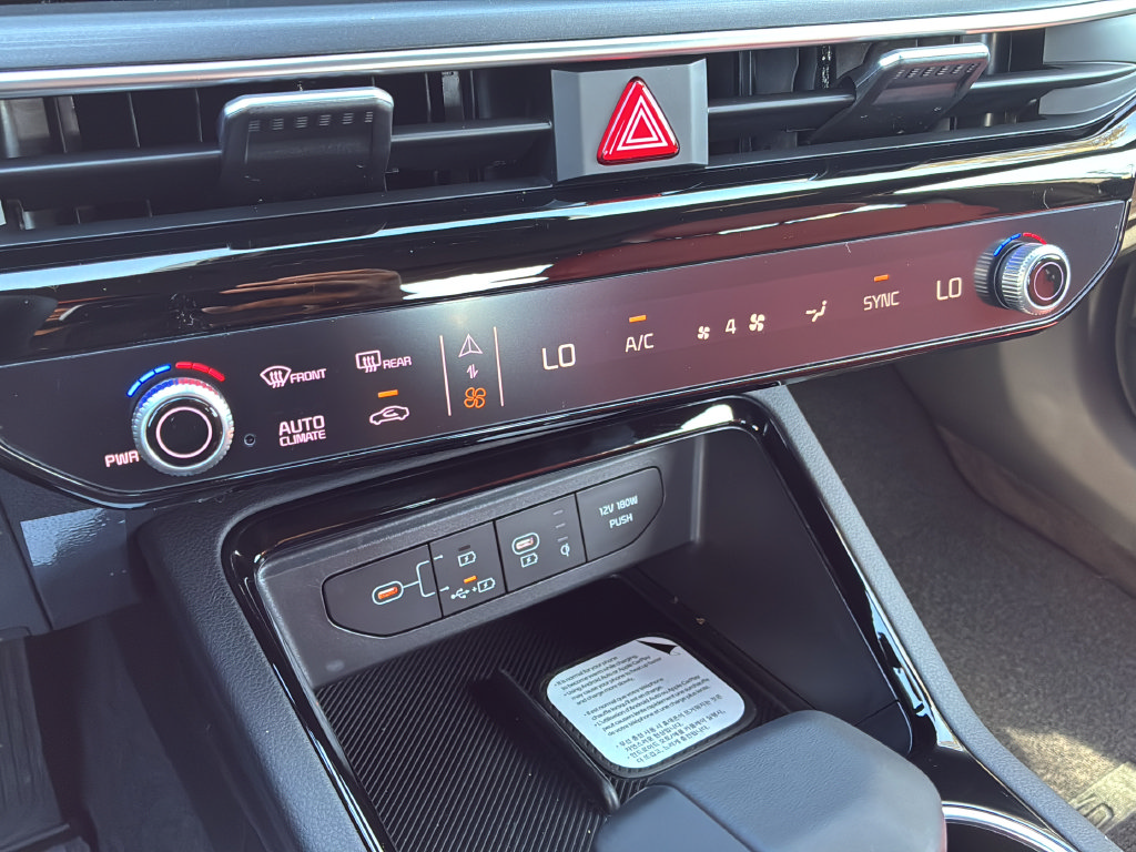 New 2026 Kia K5 GT-Line w/ GT-Line Premium Package AWD/4WD image 21