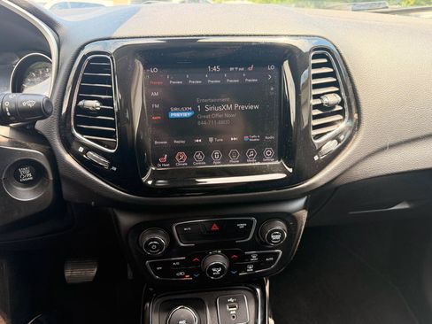 Used 2019 Jeep Compass Limited AWD/4WD image 30