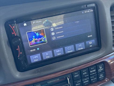 Used 2002 Buick Le Sabre Custom image 14