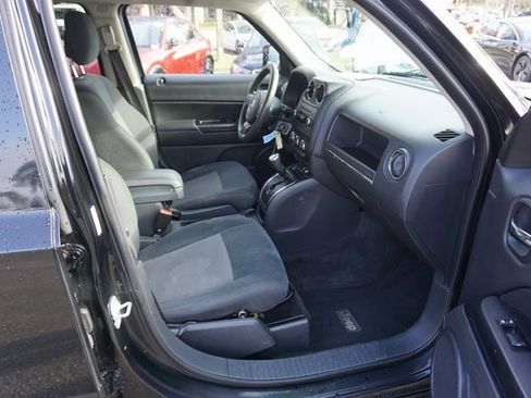 Used 2012 Jeep Patriot Sport w/ PWR Value Group image 3
