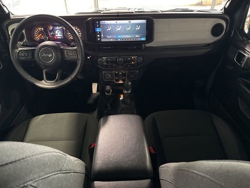 Used 2024 Jeep Wrangler Sport S image 26