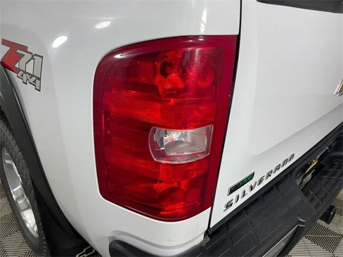 Used 2009 Chevrolet Silverado 1500 W/T image 17