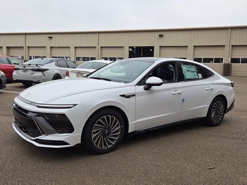 New 2026 Hyundai Sonata Limited image 27