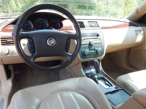 Used 2007 Buick Lucerne CXL image 13