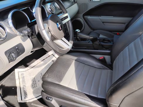 Used 2008 Ford Mustang GT Premium image 7