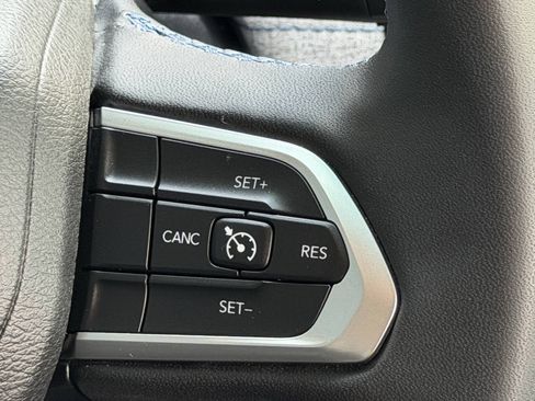 Used 2022 Jeep Compass Latitude AWD/4WD image 24