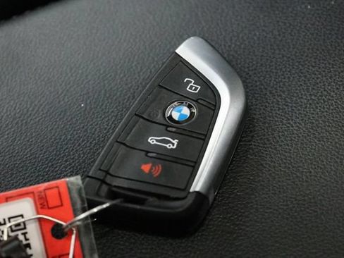 Used 2023 BMW X4 xDrive30i w/ Premium Package AWD/4WD image 39