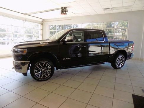 Used 2025 RAM 1500 Limited image 4
