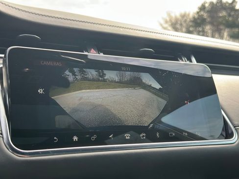 Used 2020 Land Rover Range Rover Evoque SE image 40