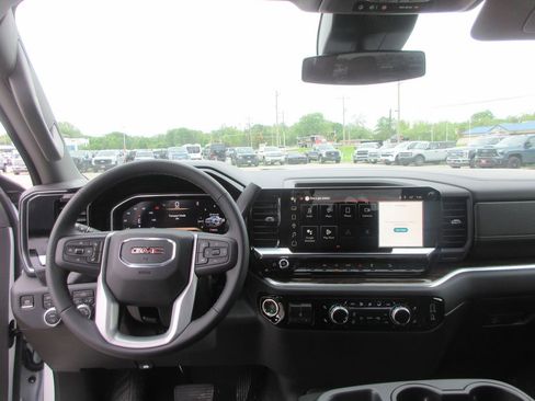 New 2026 GMC Sierra 1500 SLE AWD/4WD image 16