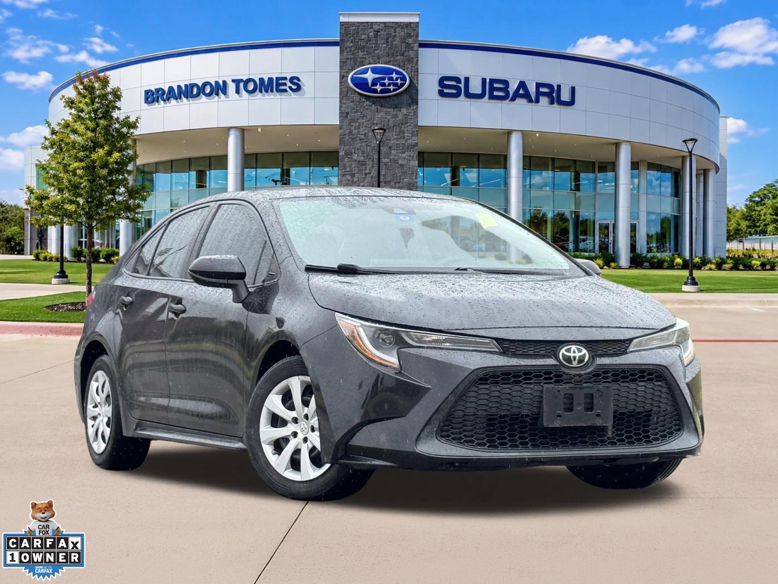 Used 2020 Toyota Corolla LE FWD image 1