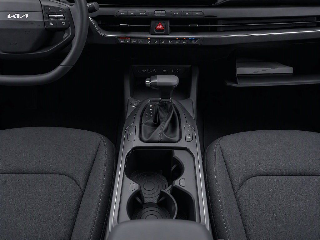 Used 2025 Kia K4 FWD image 19