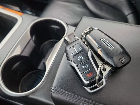 Used 2016 Lincoln MKX Select w/ Climate Package image 49