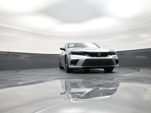 Used 2022 Honda Civic EX-L image 27