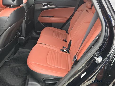 Certified 2024 Kia Sportage SX image 12