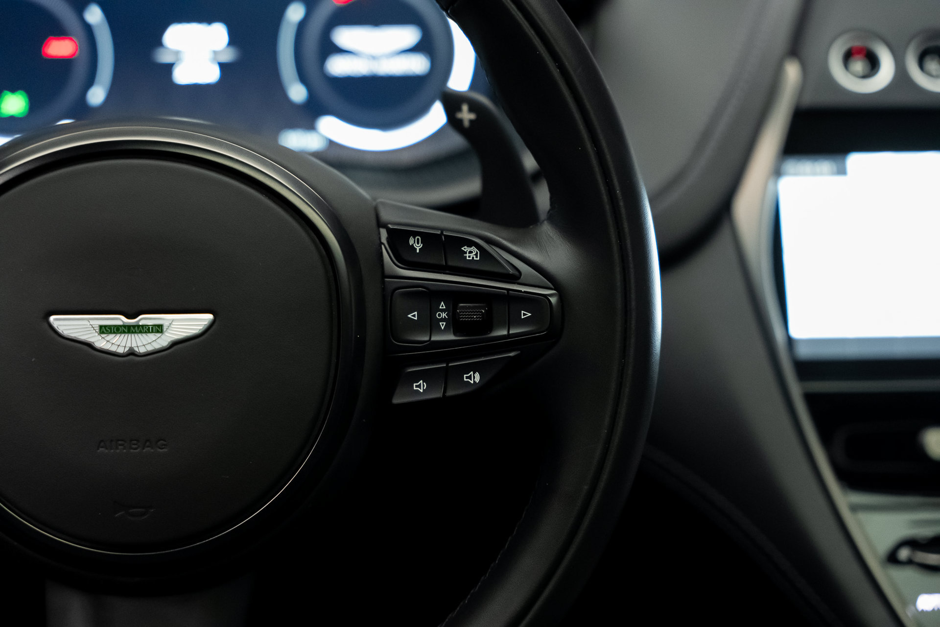 Used 2024 Aston Martin DBX 707 AWD/4WD image 45