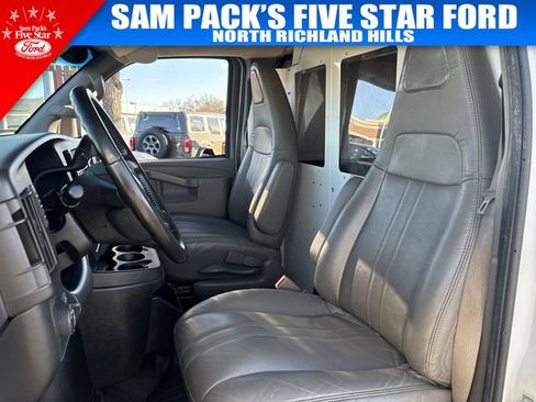 Used 2023 GMC Savana 2500 Extended w/ Driver Convenience Package image 20