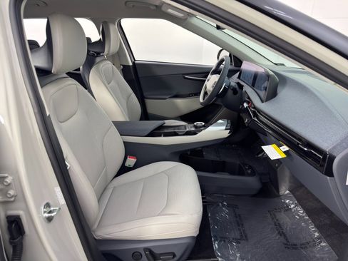 Used 2023 Kia EV6 Wind image 14