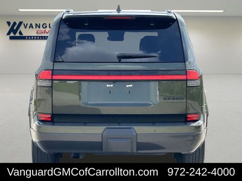 Used 2025 Lexus GX 550 w/ Accessory Package (2T) image 7