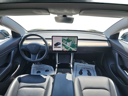 Used 2019 Tesla Model 3 RWD image 12
