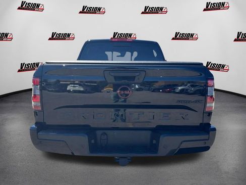 Used 2024 Nissan Frontier PRO-4X w/ Technology Package AWD/4WD image 6