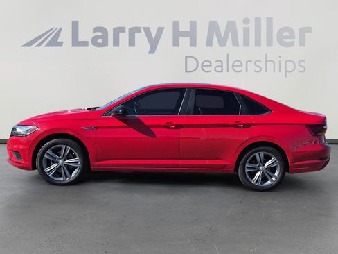 Used 2019 Volkswagen Jetta R-Line FWD image 2