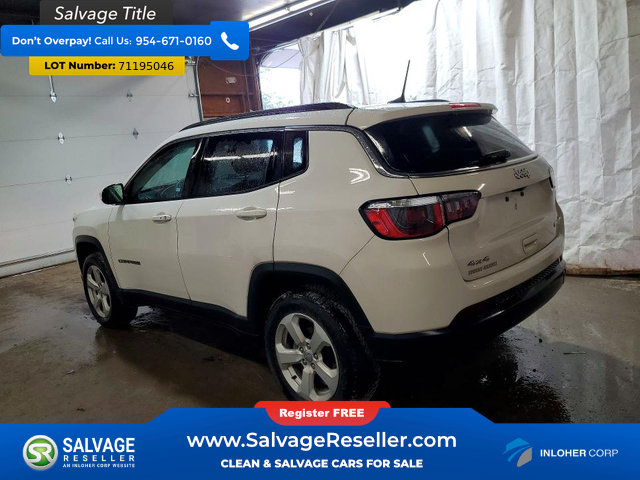 Used 2017 Jeep Compass Latitude AWD/4WD image 3