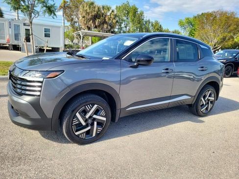 Certified 2026 Nissan Kicks SV image 9