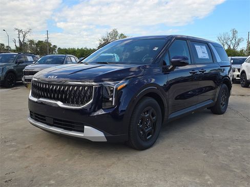 New 2026 Kia Carnival image 4