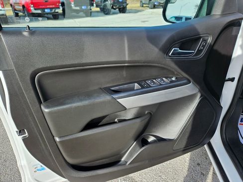 Used 2021 Chevrolet Colorado LT w/ Safety Package image 23