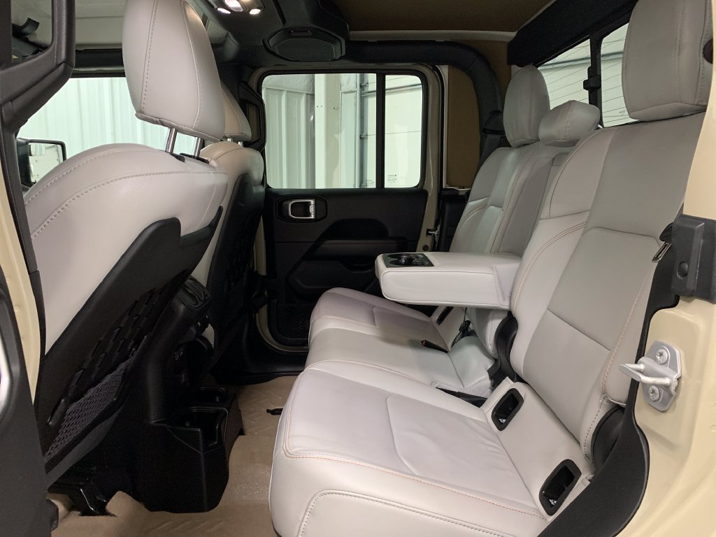 Used 2022 Jeep Gladiator Mojave w/ Cold Weather Group AWD/4WD image 20