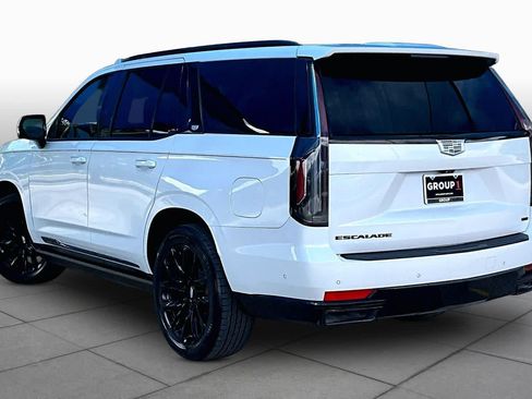 Used 2021 Cadillac Escalade Sport Platinum w/ LPO, ONYX Package RWD image 11