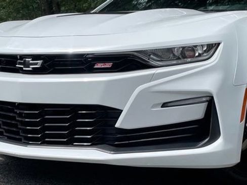 Used 2023 Chevrolet Camaro SS RWD image 3