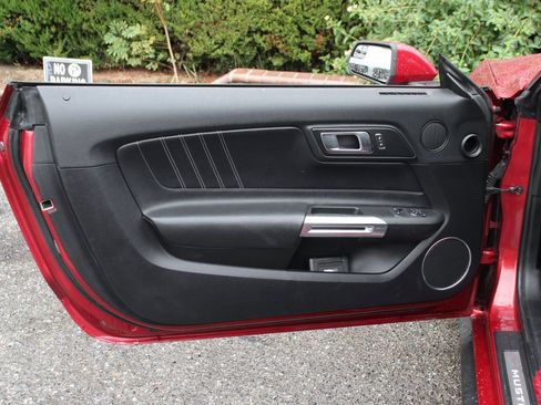 Used 2018 Ford Mustang GT Premium w/ GT Performance Package image 14