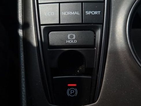 Used 2024 Toyota Camry XSE FWD image 32