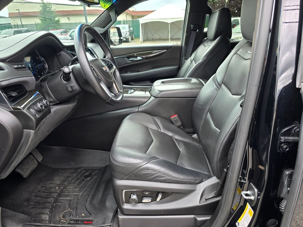 Used 2018 Cadillac Escalade ESV Platinum AWD/4WD image 21
